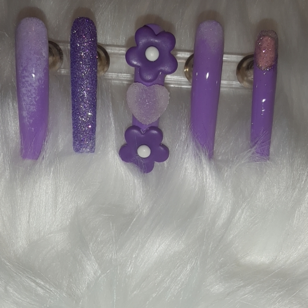 Press-ons gel nails